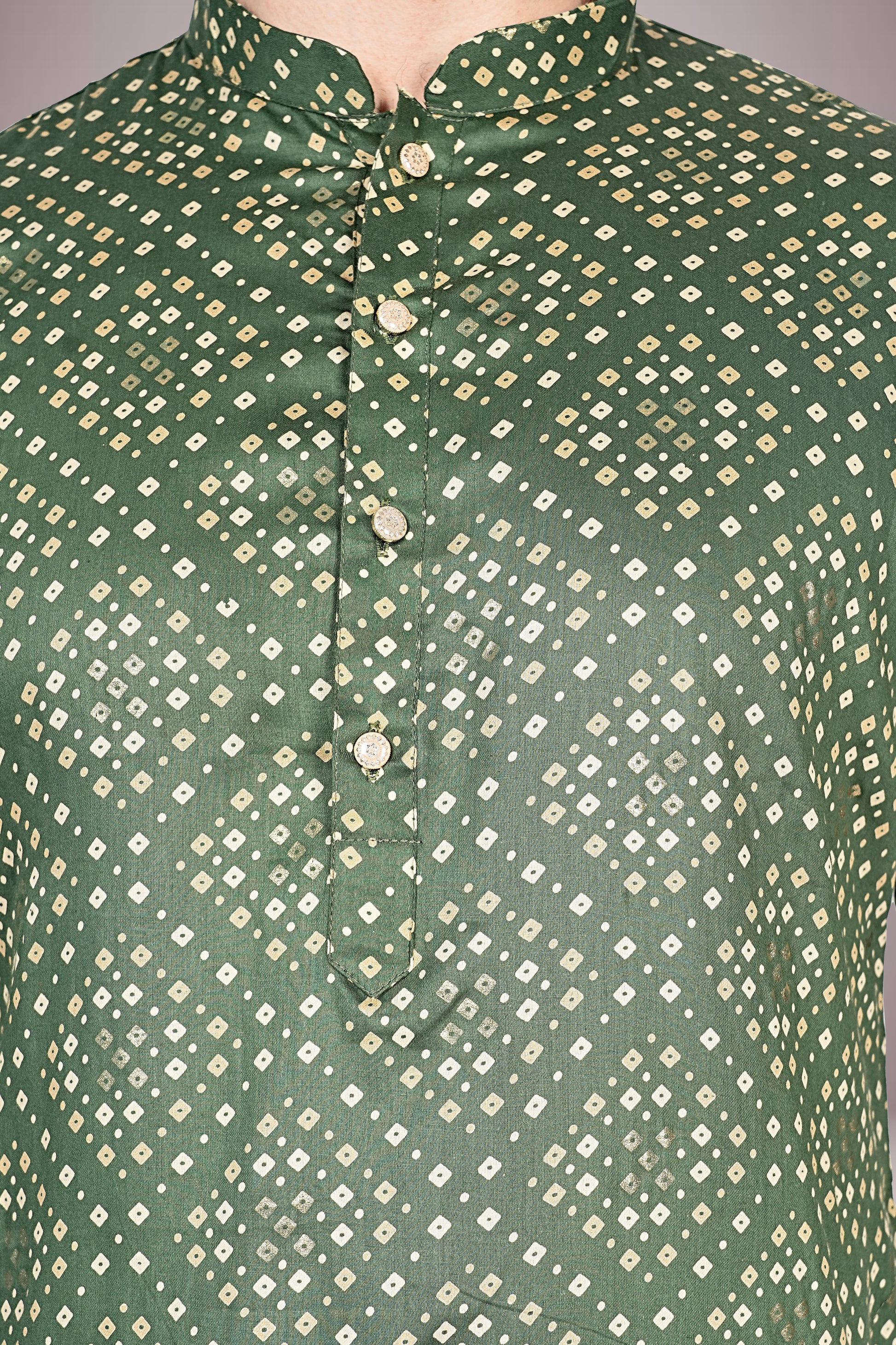 "Men's Bandhani Kurta in Pure Cotton - Traditional Yet Modern"